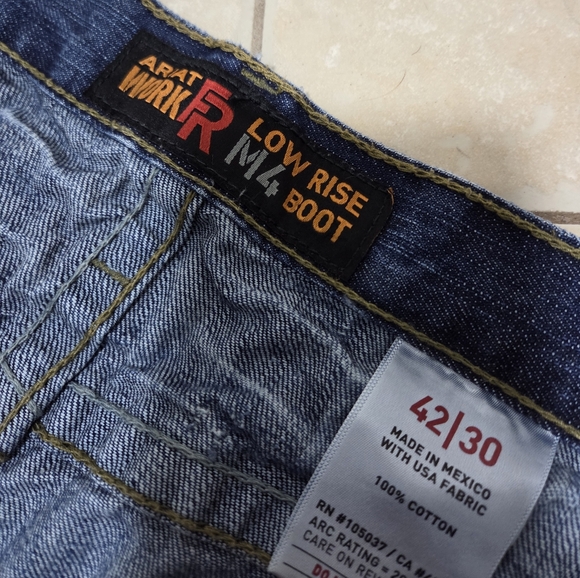 Mens Ariat FR M4 Low Rise Boot Denim Jeans - Picture 3 of 10